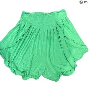 Women's Green Flowy Summer
Shorts from Earthbound Size XL
